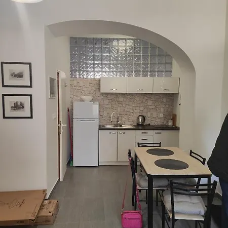 Studio Apartman Centar Apartment